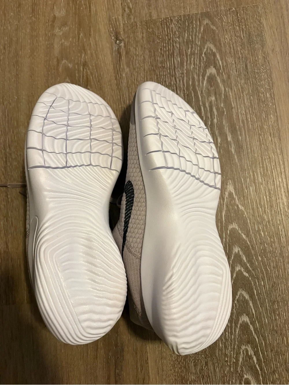 NikeNike Women's Flex Experience Run DD9283-500